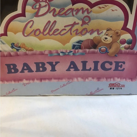 Vintage Dream Collection Baby Alice Doll in Original Box - Picture 4 of 11